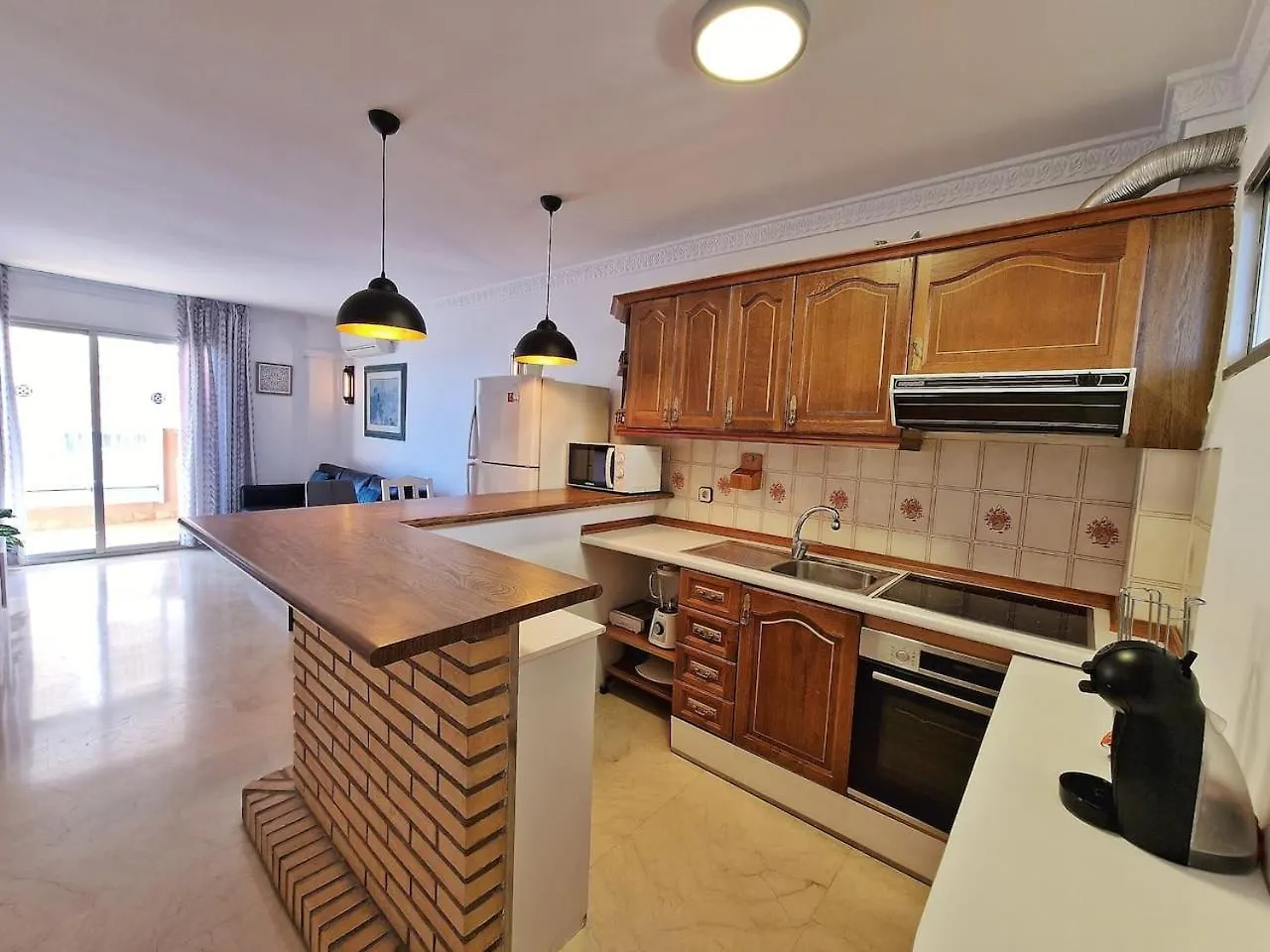 Amplio Apartamento Con Terraza En Primera Linea De Playa Apartment Fuengirola Spain